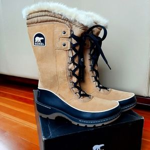 Sorel Tivoli III High Boots